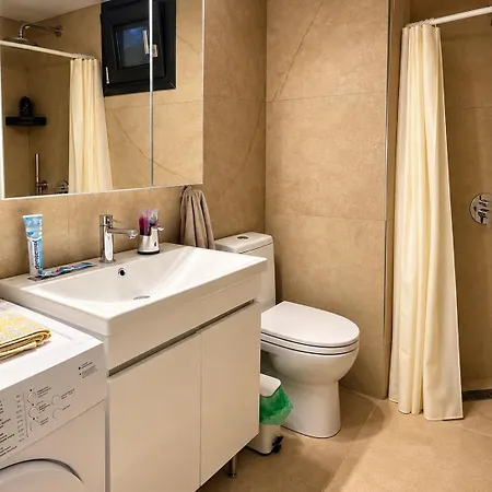 Oliva Retreat Fourka